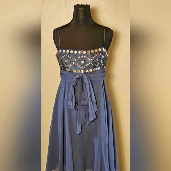 [BCBG MAXAZRIA] Navy Blue Silk SequinBeaded Babydoll Mini Dress 《6》 - Picture 2 of 16
